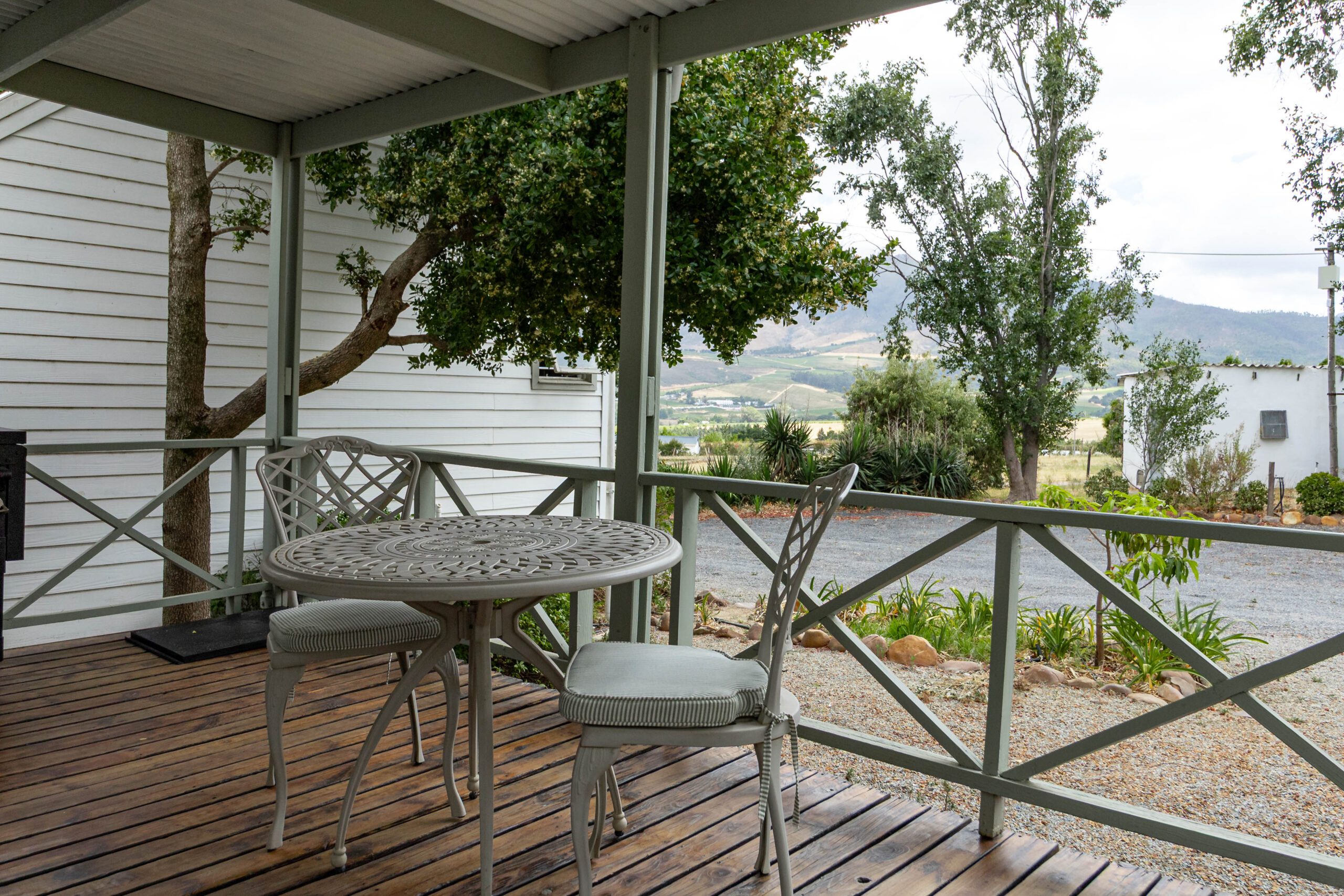 Five Mountains Guest Farm & Spa - Daffodil Cottage